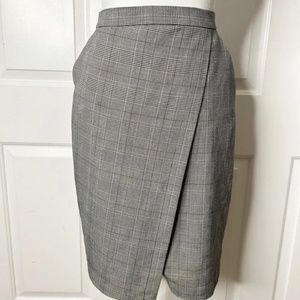 Wrap plaid skirt